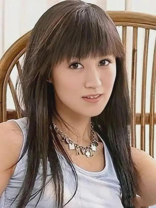 鲍蕾大学时照片